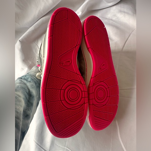 Women's Nike Prestige IV High PRM - Picture 3 of 4